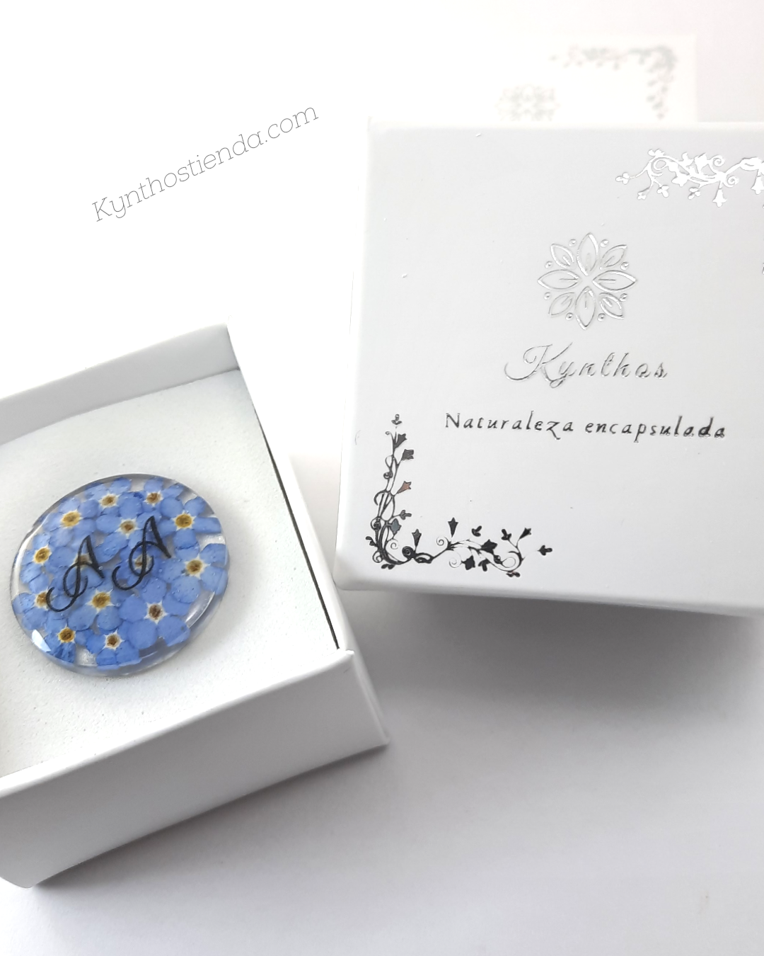 Broche Personalizado con Nomeolvides - 25 mm - Image 5